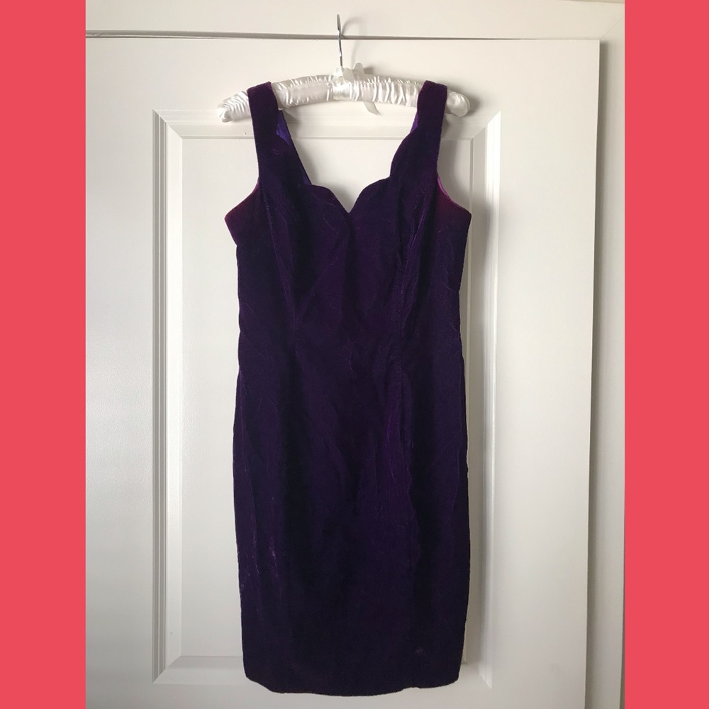 Purple, crushed velvet vintage dress !